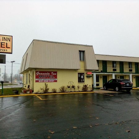 Granada Inn Motel - Kalkaska Exterior photo