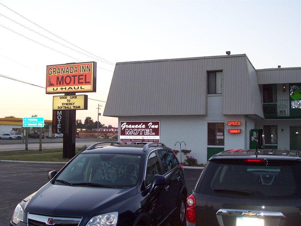 Granada Inn Motel - Kalkaska Exterior photo